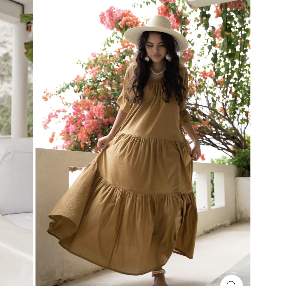 BNWT Daughters of India Sahana dress in desert